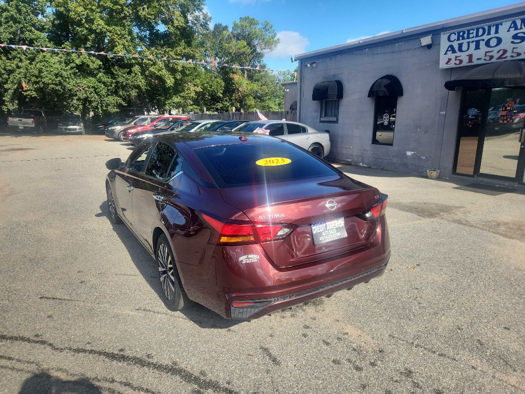 2023 Nissan Altima Image 3