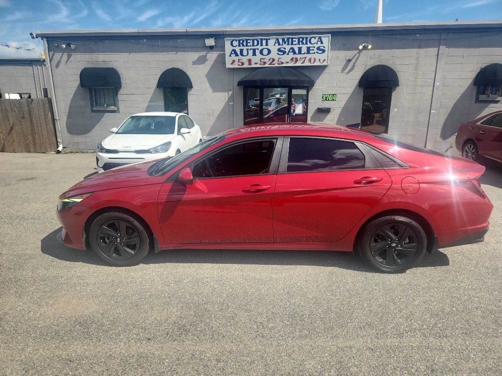 2022 Hyundai Elantra Image 4