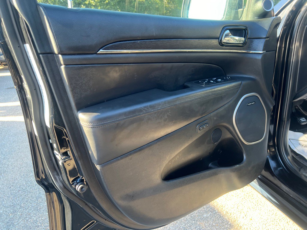 2019 Jeep Grand Cherokee Image 8
