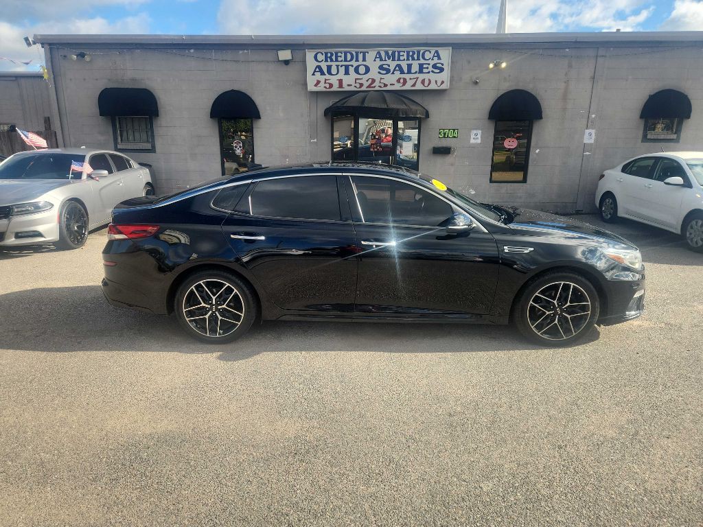 2020 Kia Optima Image 1