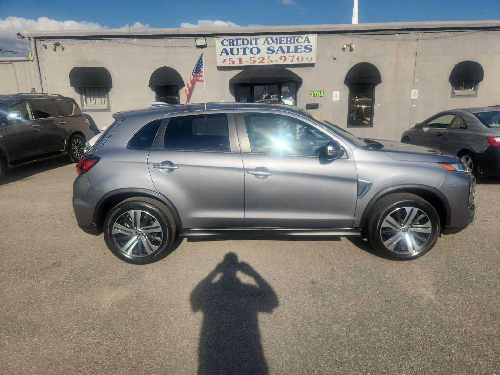 2021 Mitsubishi Outlander Image 4