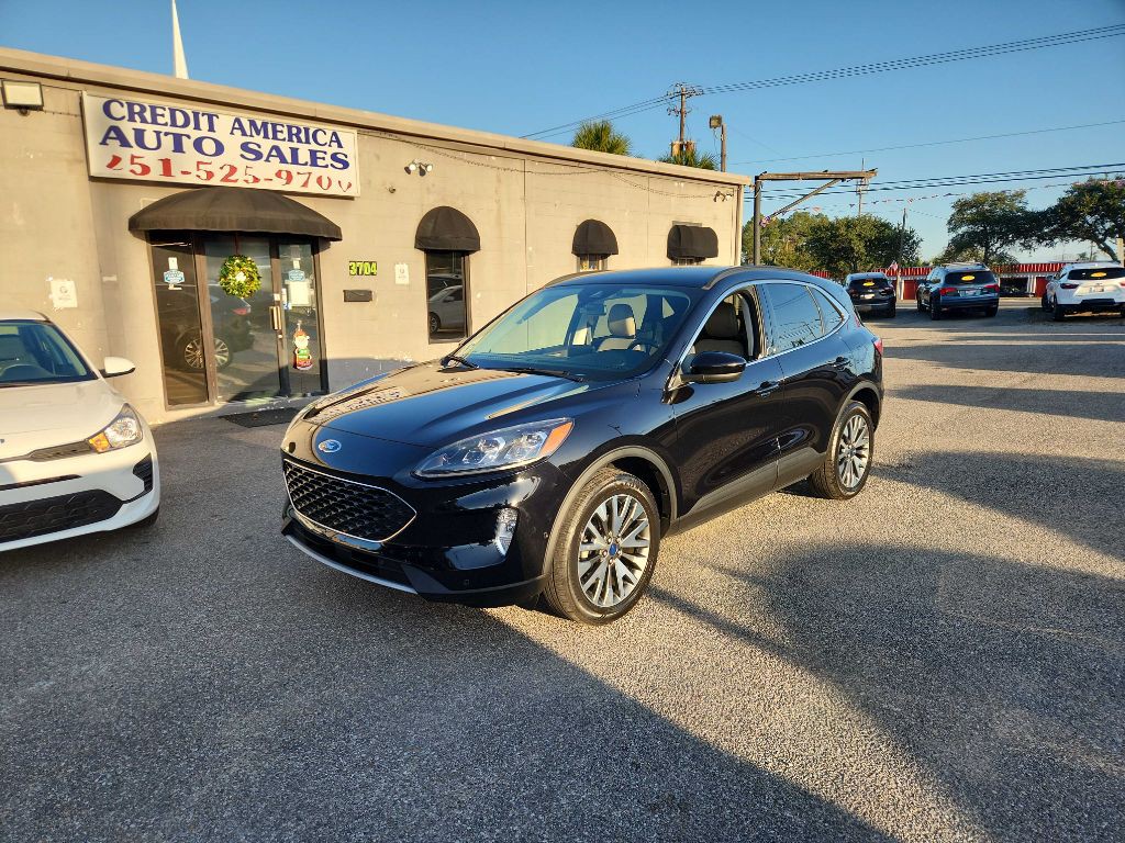 2021 Ford Escape Image 2