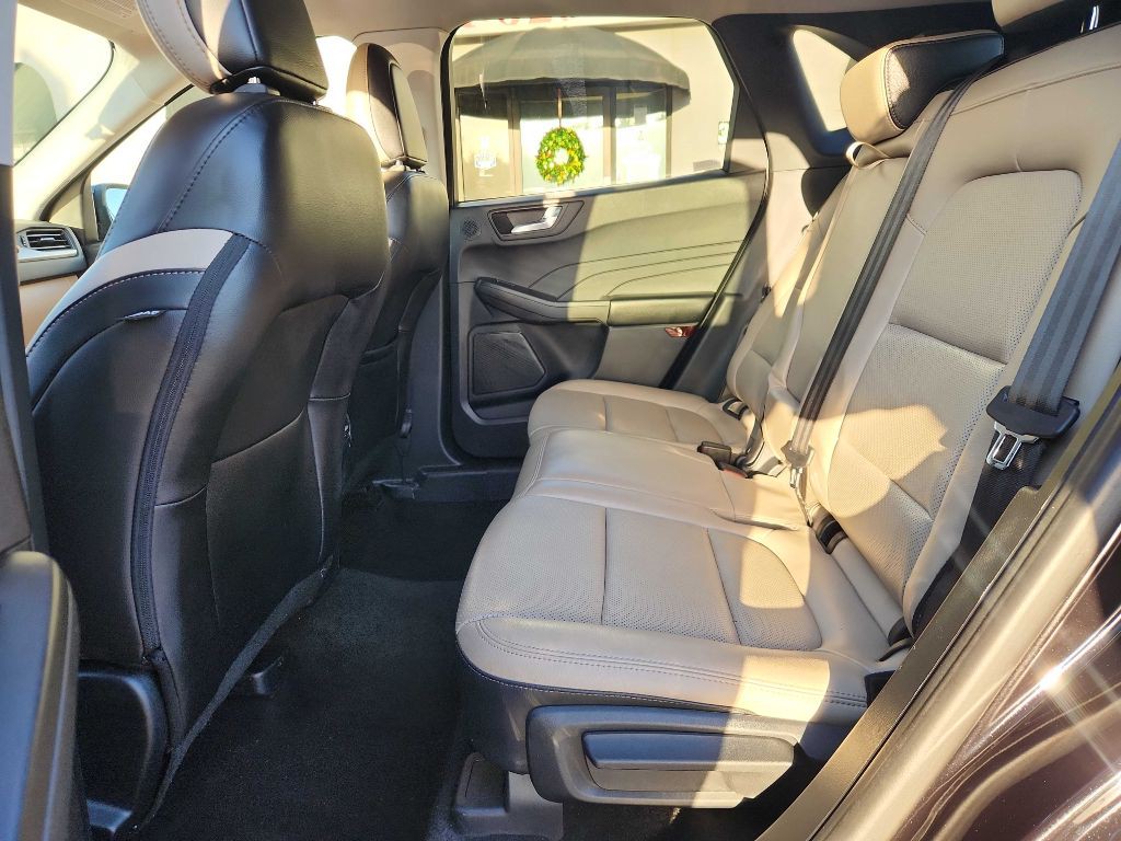 2021 Ford Escape Image 6