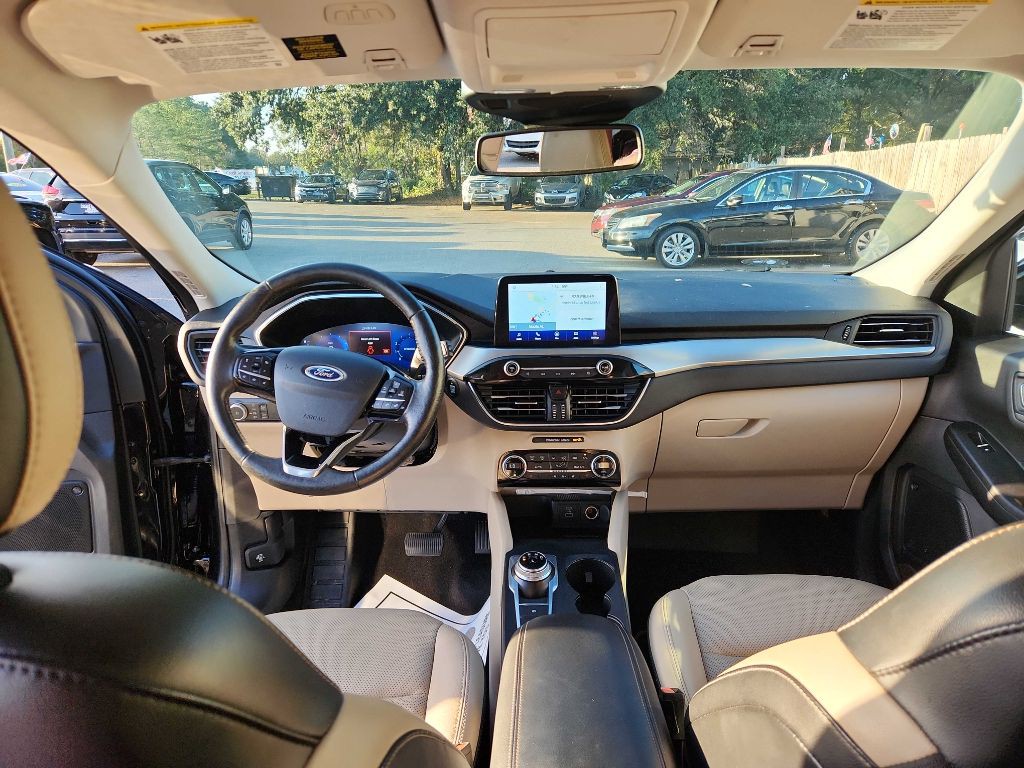 2021 Ford Escape Image 7