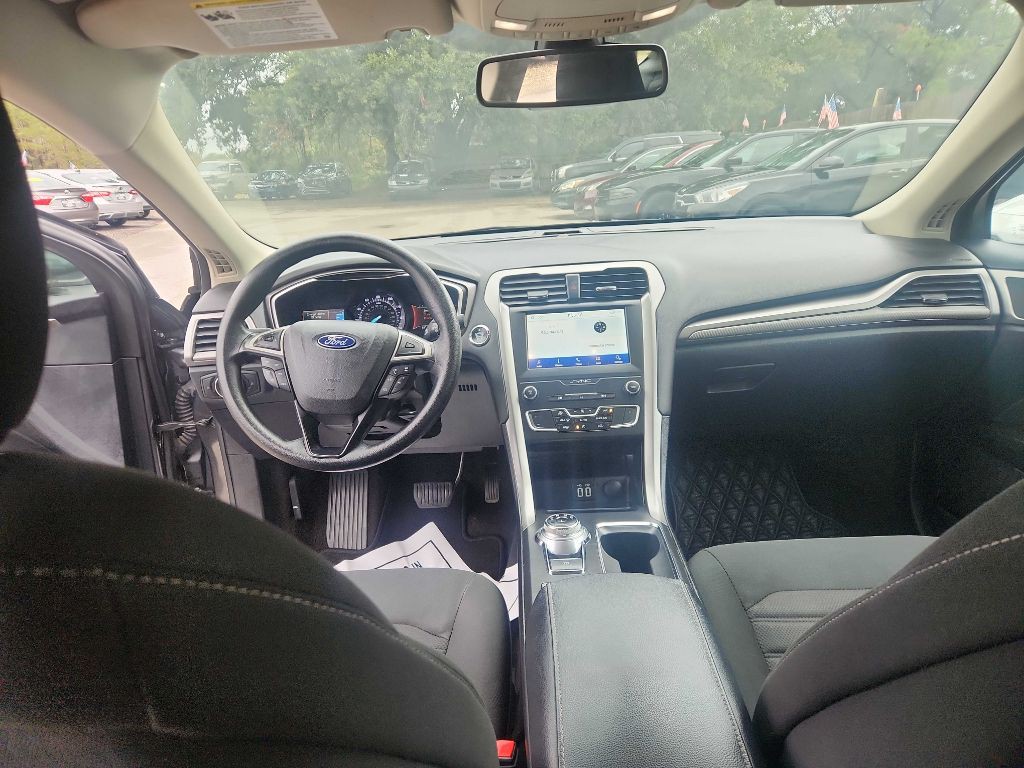 2020 Ford Fusion Image 7