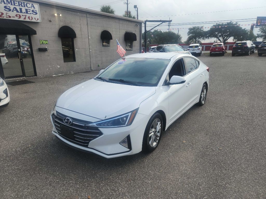 2020 Hyundai Elantra Image 2