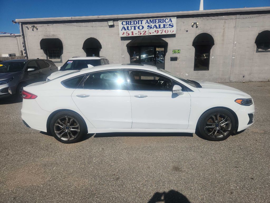 2020 Ford Fusion Image 4