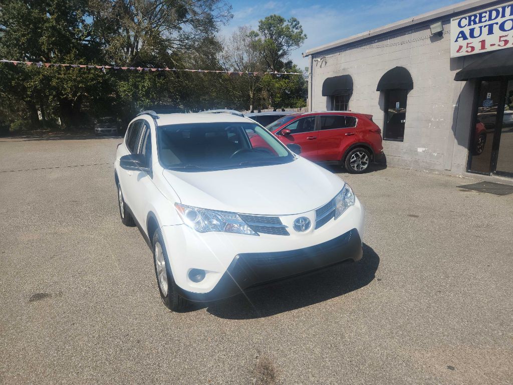 2015 Toyota Rav4 Image 2