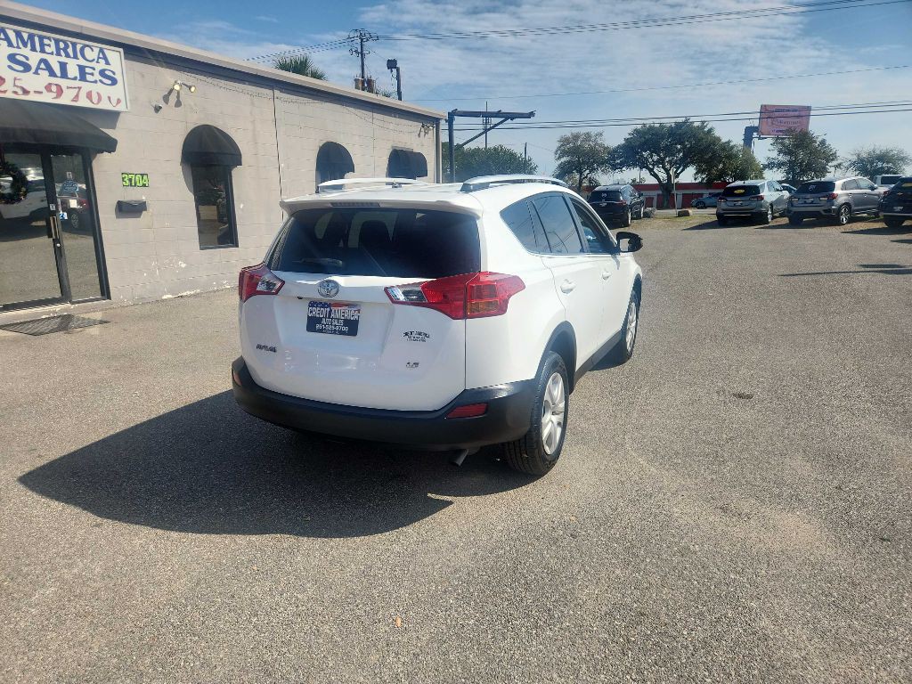 2015 Toyota Rav4 Image 3