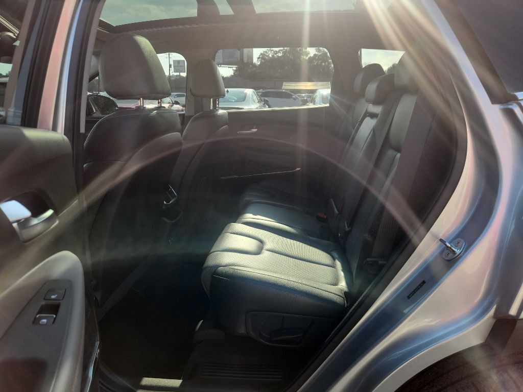 2020 Hyundai Santa Fe Image 6