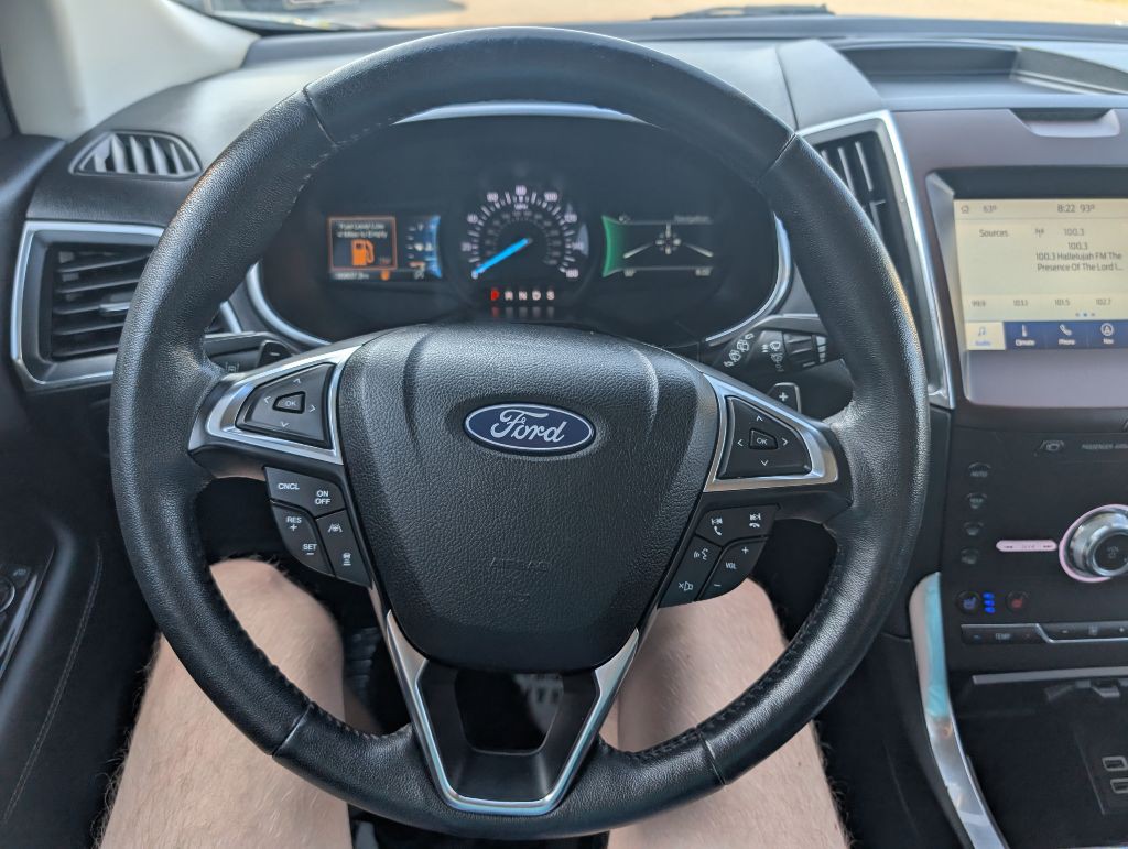 2020 Ford Edge Image 7