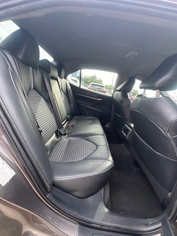 2021 Toyota Camry Image 21