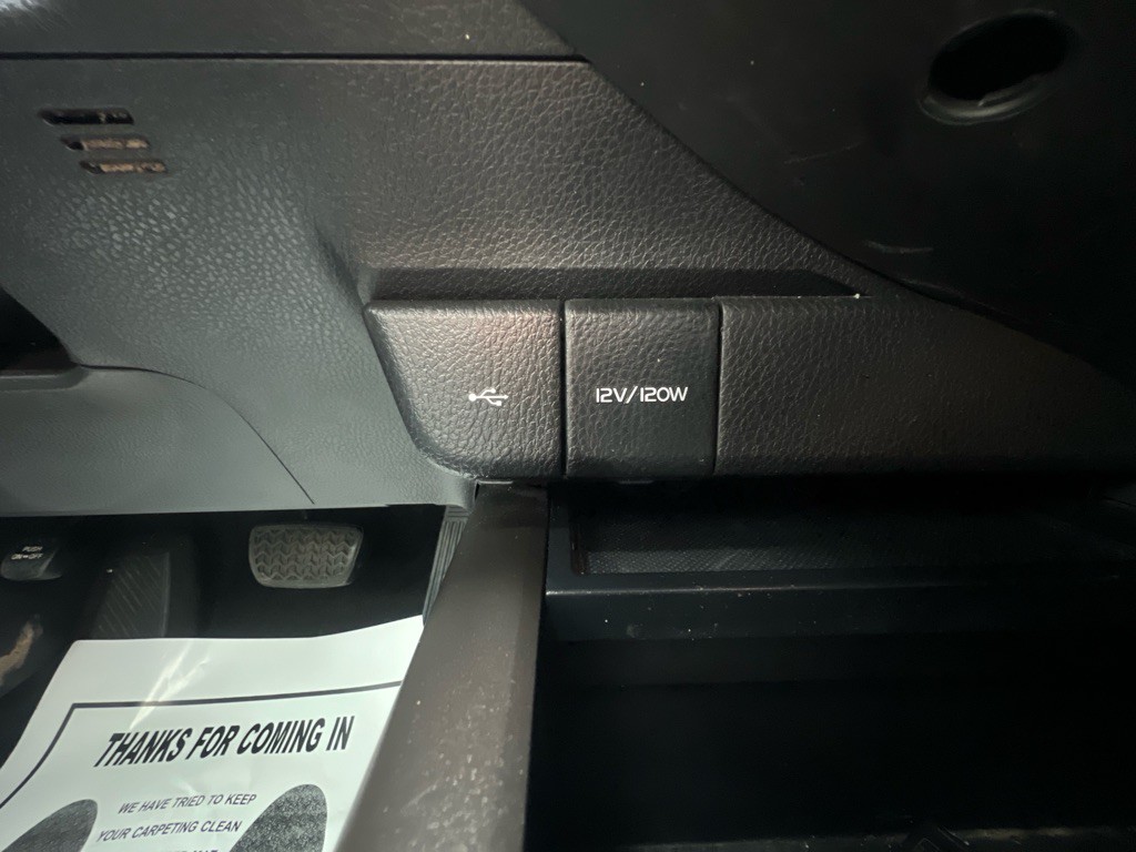 2021 Toyota Camry Image 23