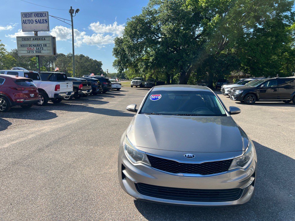 2018 Kia Optima Image 2