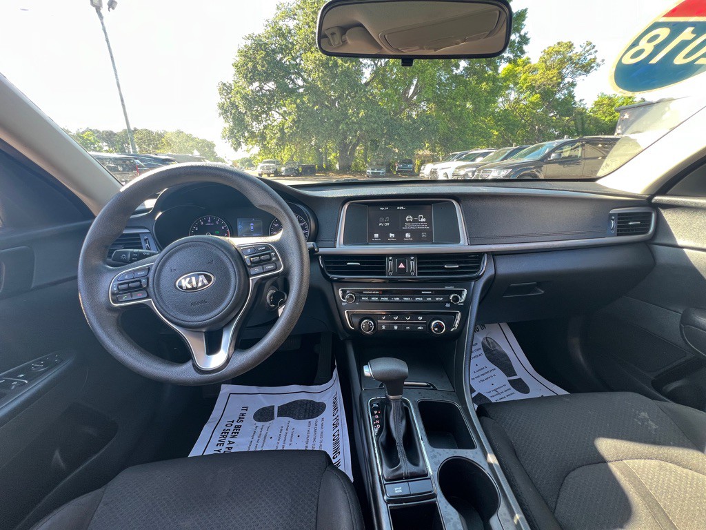 2018 Kia Optima Image 10