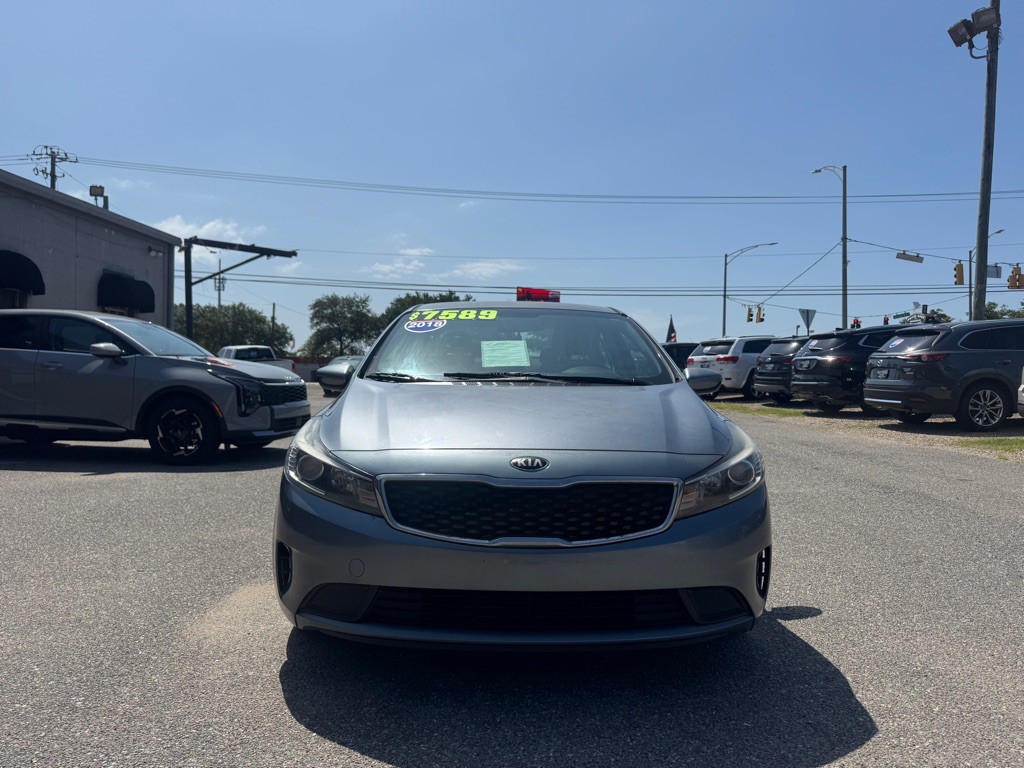 2018 Kia Forte Image 2