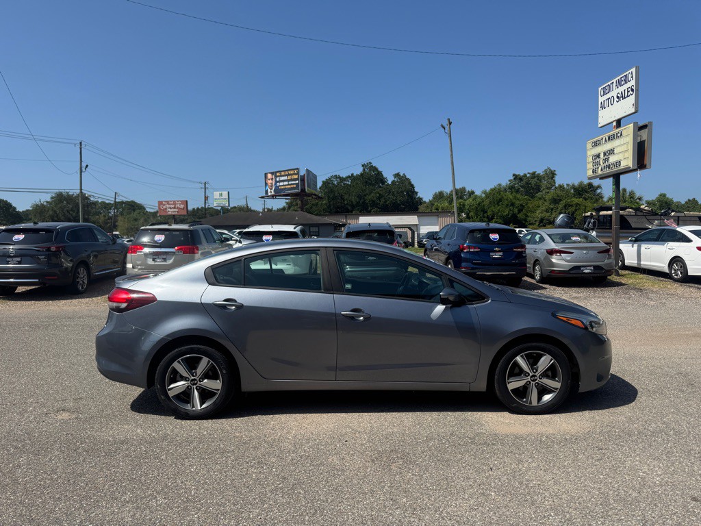 2018 Kia Forte Image 3