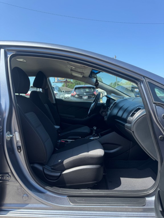 2018 Kia Forte Image 15