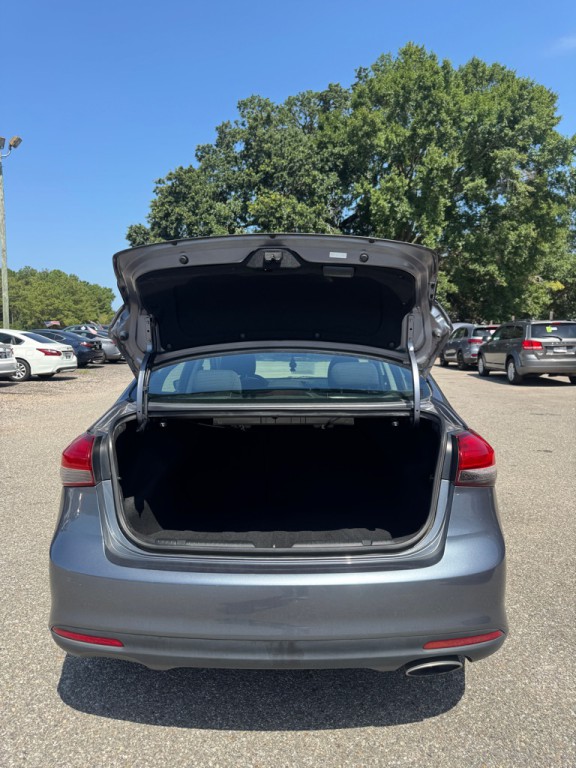 2018 Kia Forte Image 16