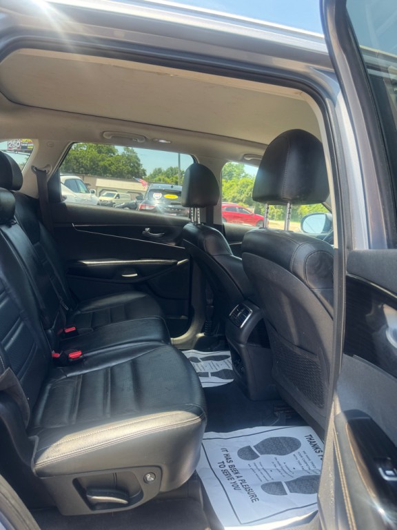 2020 Kia Sorento Image 16