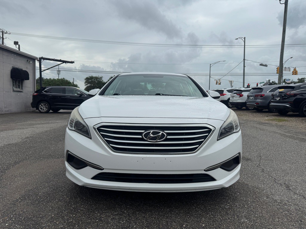 2017 Hyundai Sonata Image 4
