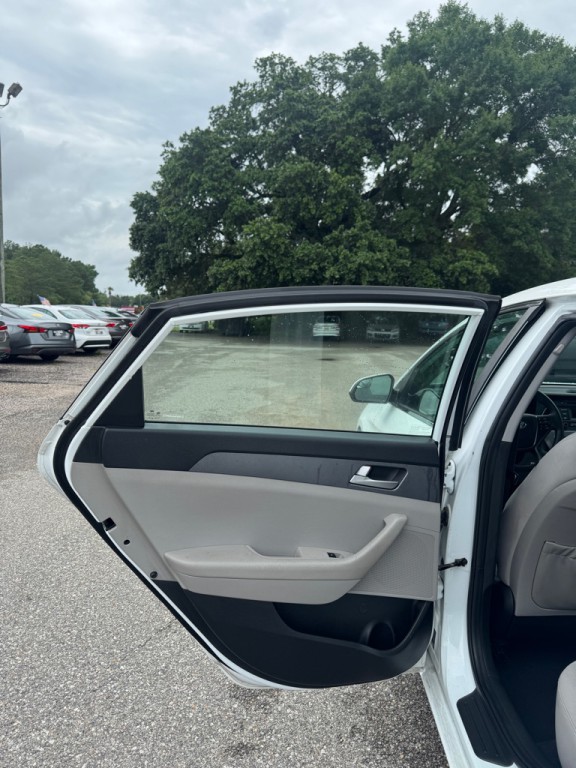 2017 Hyundai Sonata Image 11