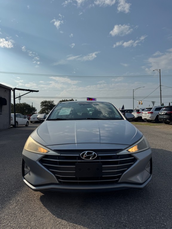 2020 Hyundai Elantra Image 4