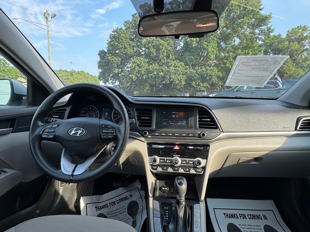 2020 Hyundai Elantra Image 9