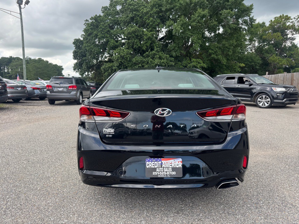 2018 Hyundai Sonata Image 4
