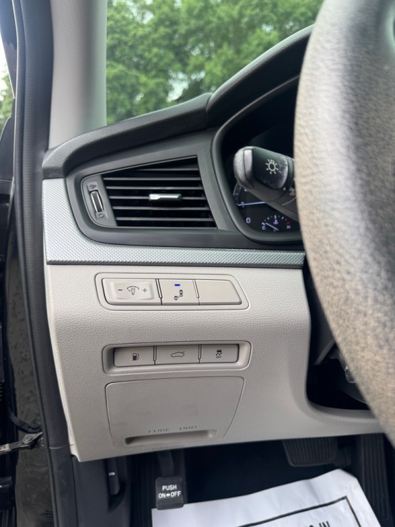 2018 Hyundai Sonata Image 8