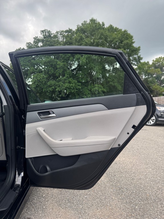 2018 Hyundai Sonata Image 17