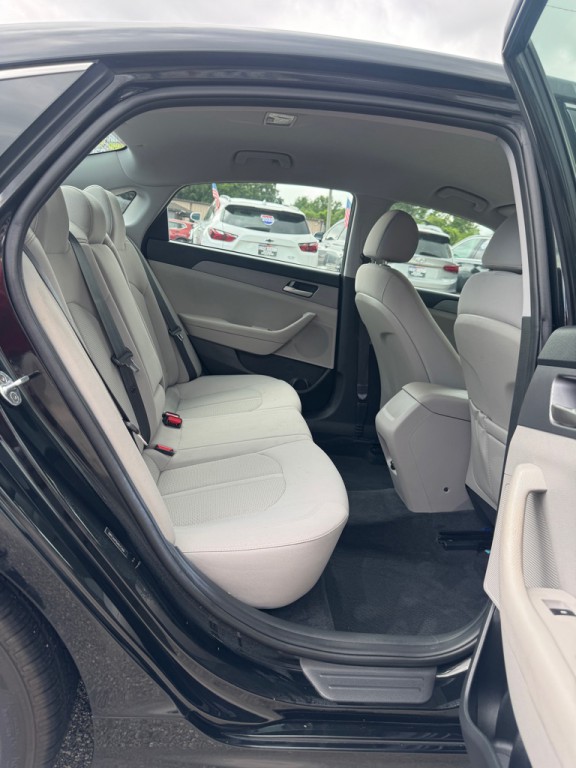 2018 Hyundai Sonata Image 18
