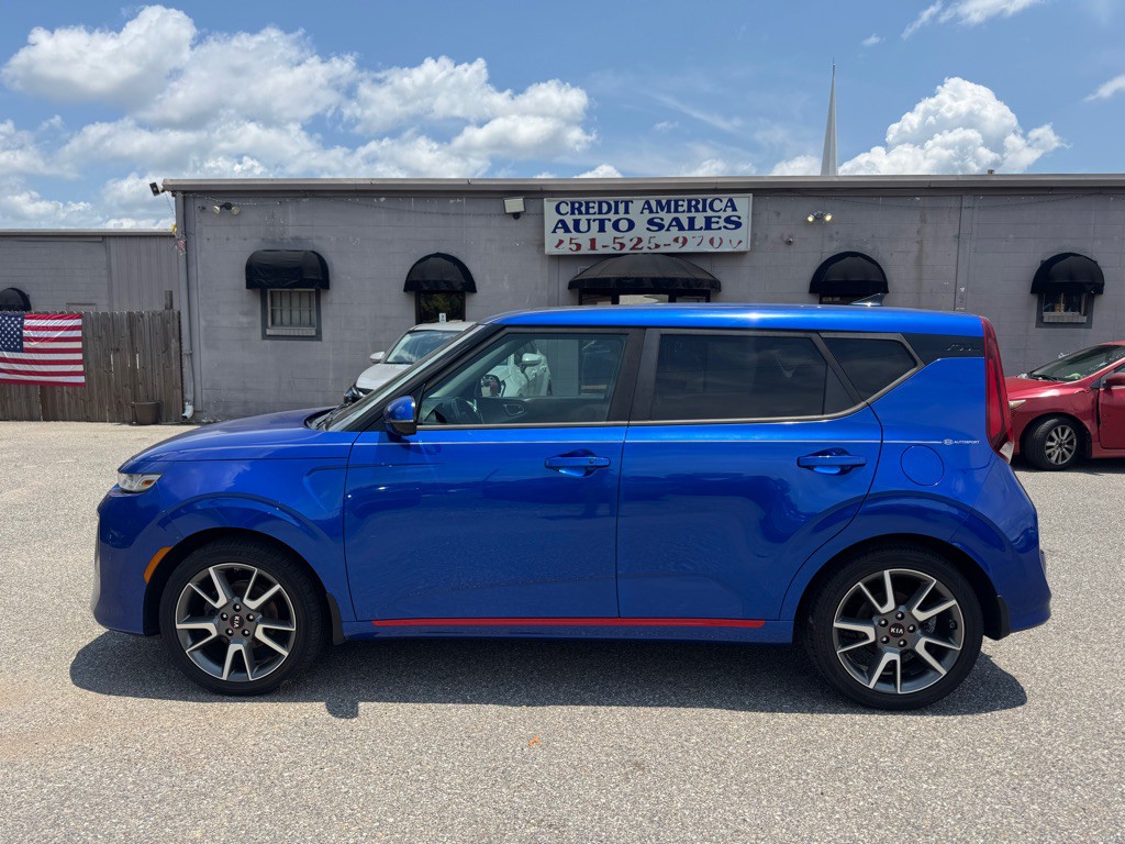 2020 Kia Soul Image 1