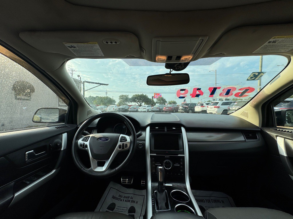 2013 Ford Edge Image 9