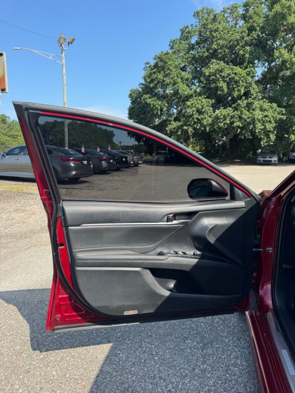 2018 Toyota Camry Image 6