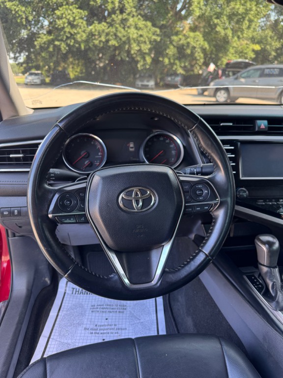 2018 Toyota Camry Image 8