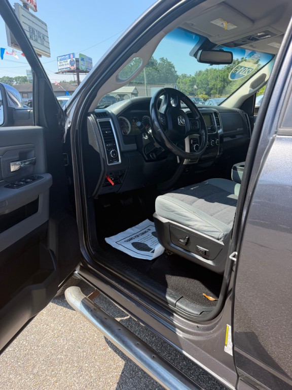2016 RAM 1500 Image 5
