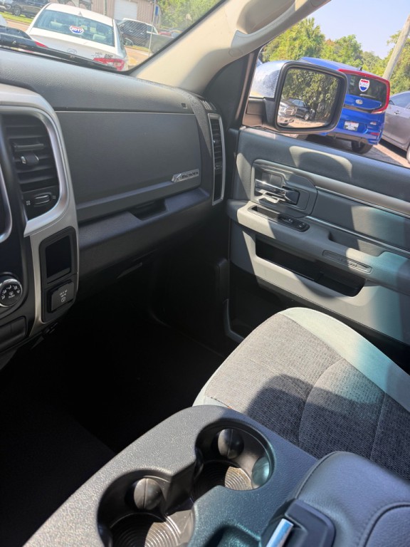2016 RAM 1500 Image 7