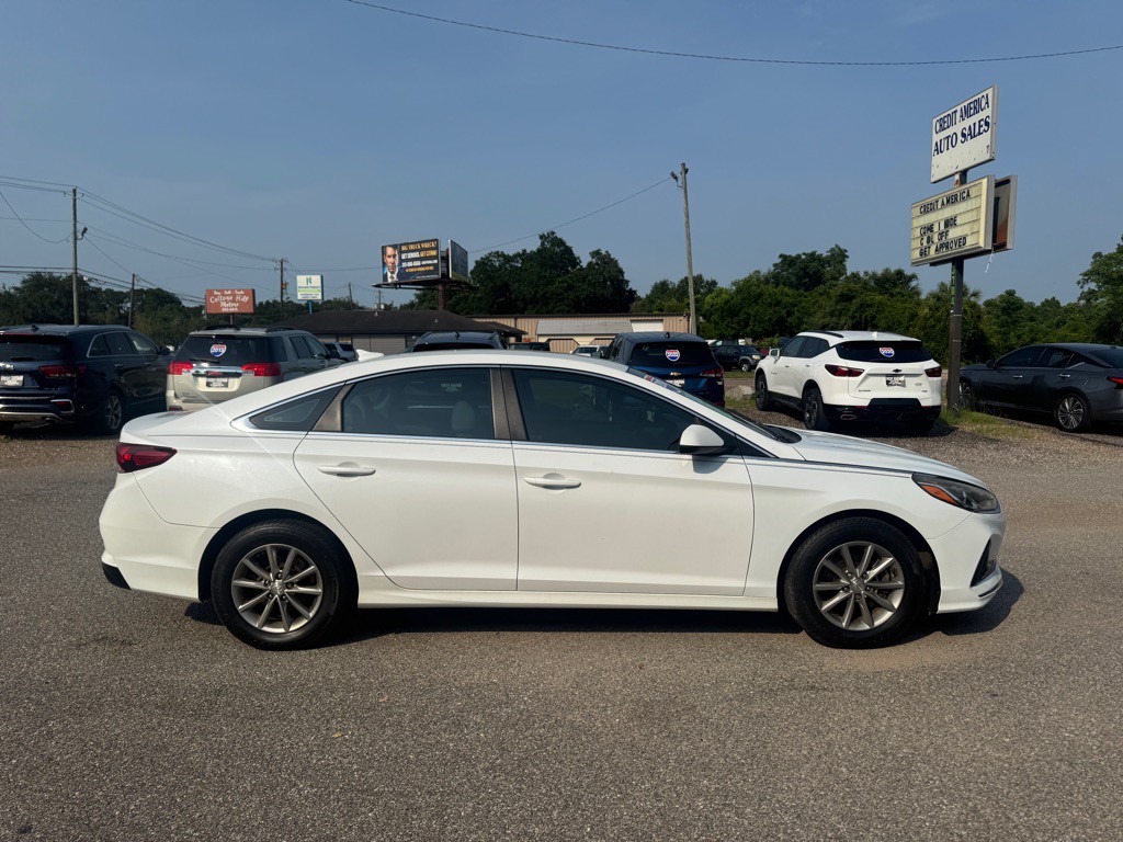 2018 Hyundai Sonata Image 3