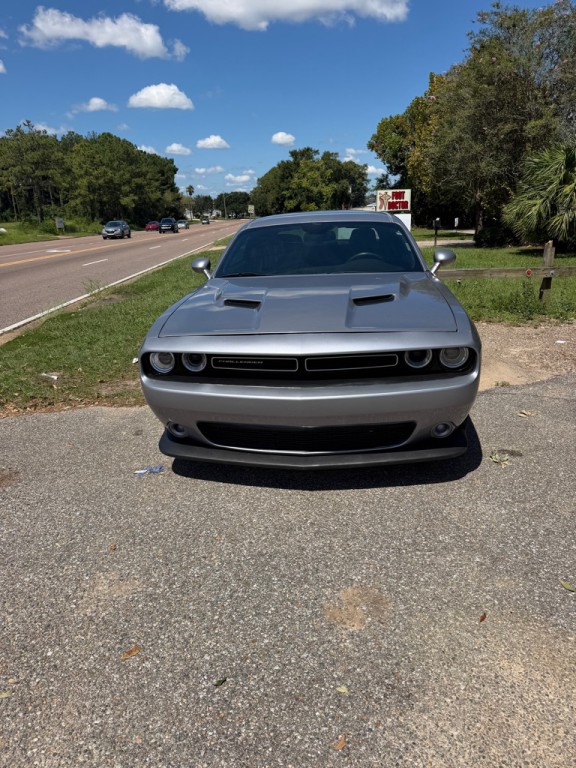 2016 Dodge Challenger Image 4