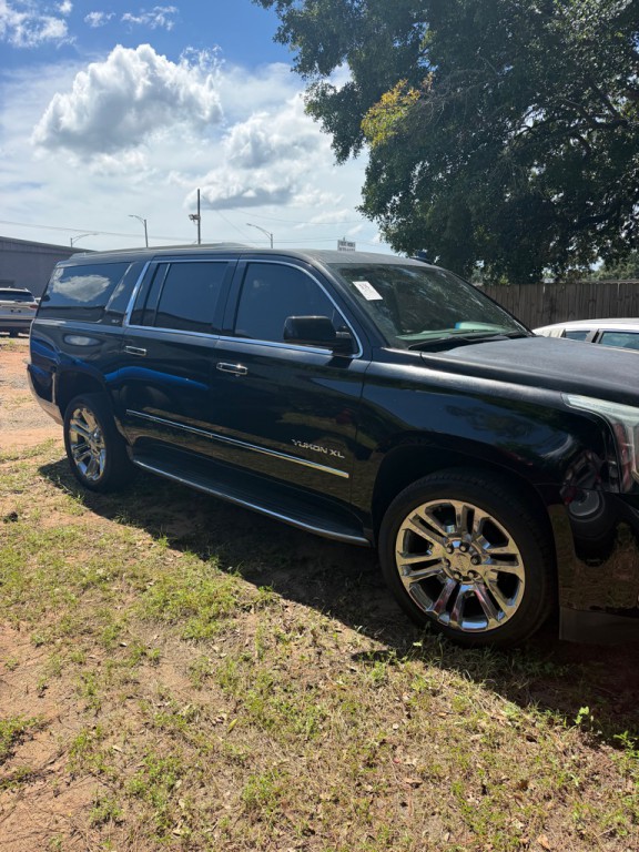 2018 GMC Yukon Image 1