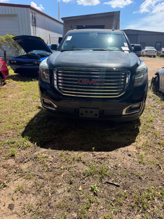 2018 GMC Yukon Image 3