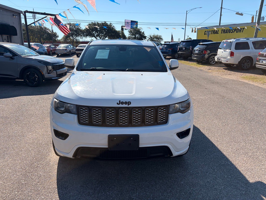 2018 Jeep Grand Cherokee Image 2