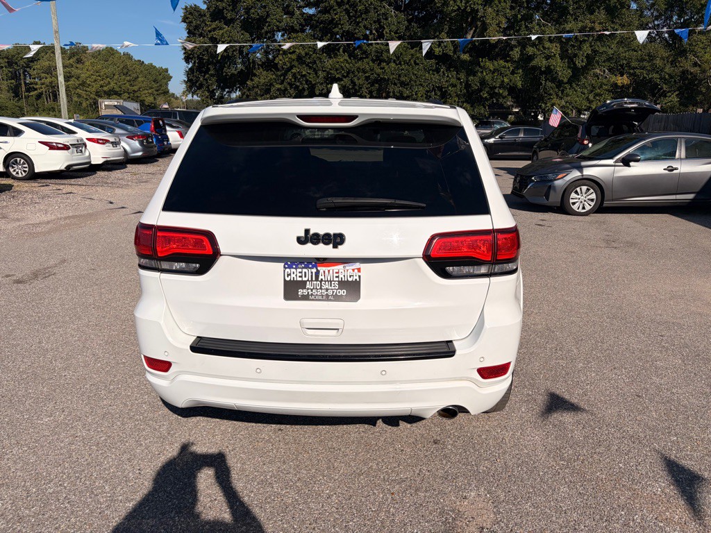 2018 Jeep Grand Cherokee Image 4
