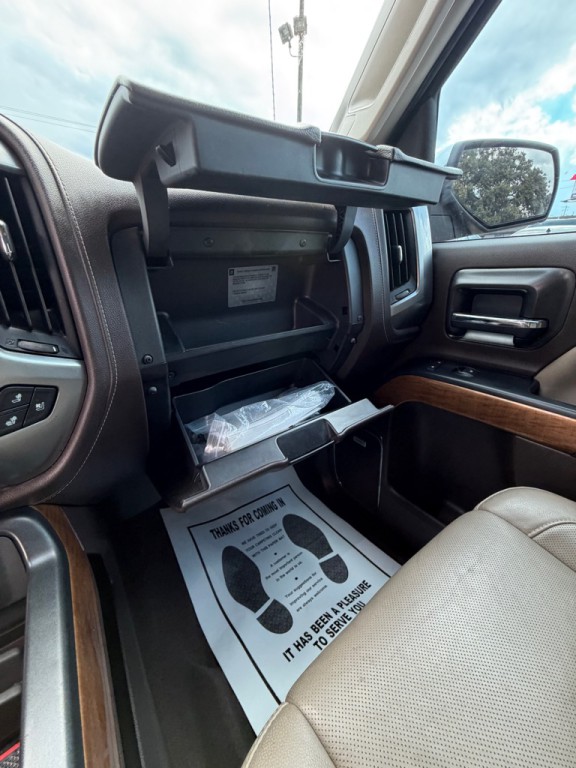 2018 Chevrolet Silverado 1500 Image 16