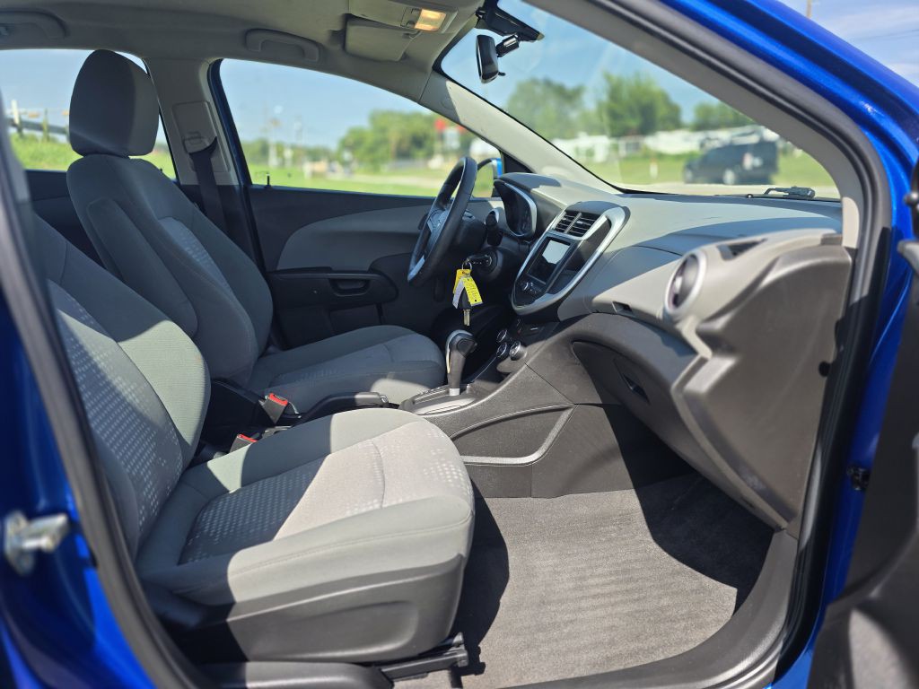 2019 Chevrolet Sonic Image 7