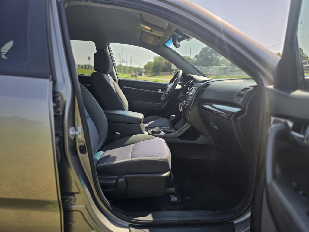 2012 Kia Sorento Image 7