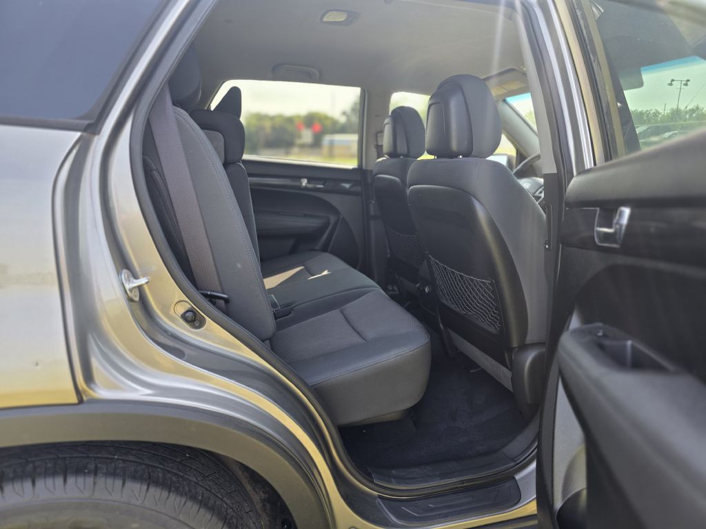 2012 Kia Sorento Image 8