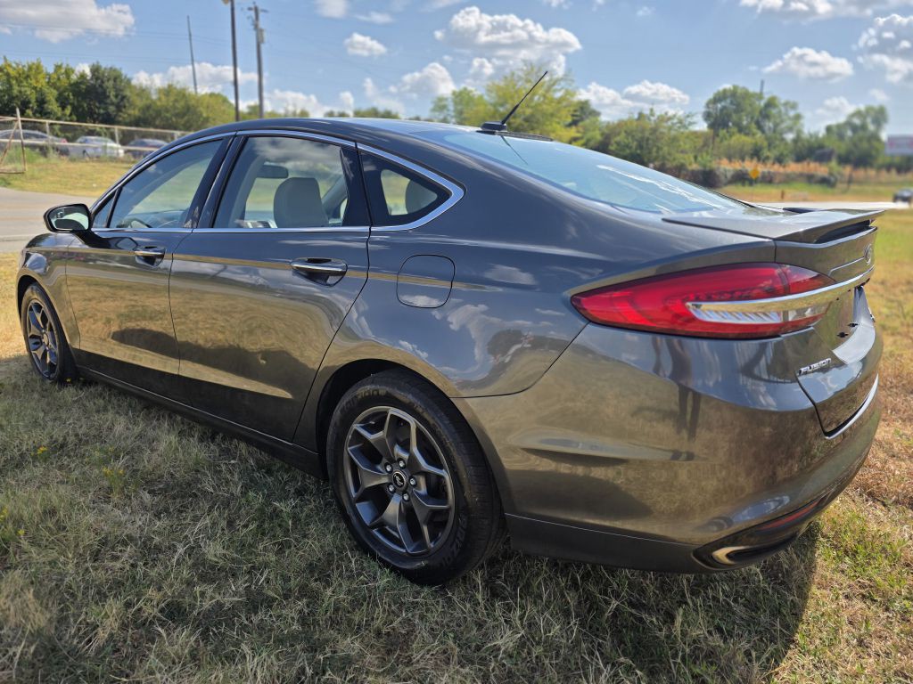 2018 Ford Fusion Image 2