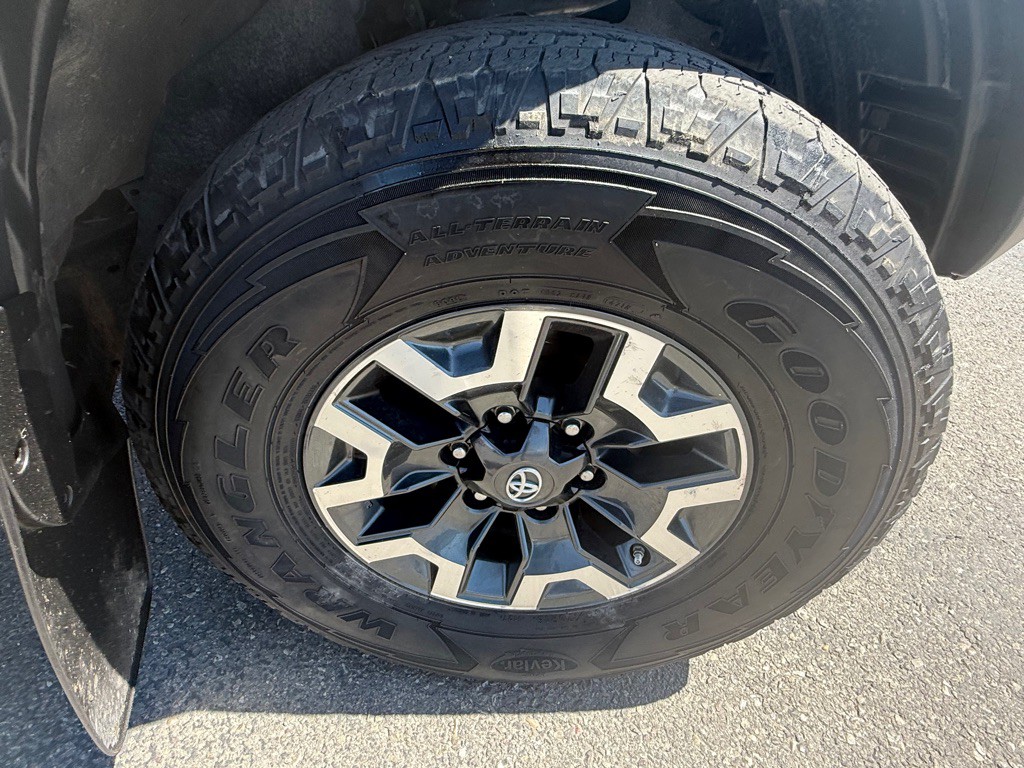 2014 Toyota Tacoma Image 14